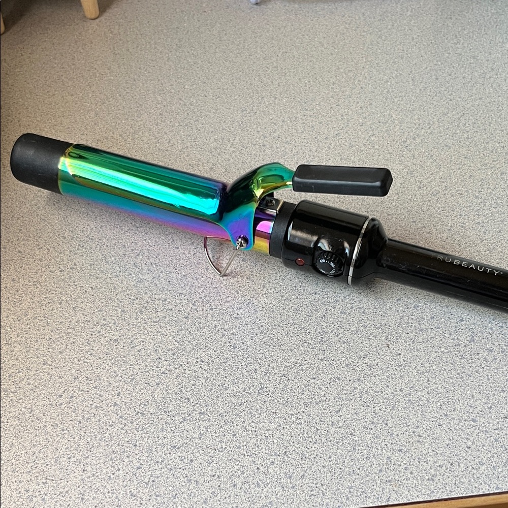 Iridescent Hair Curling Iron
